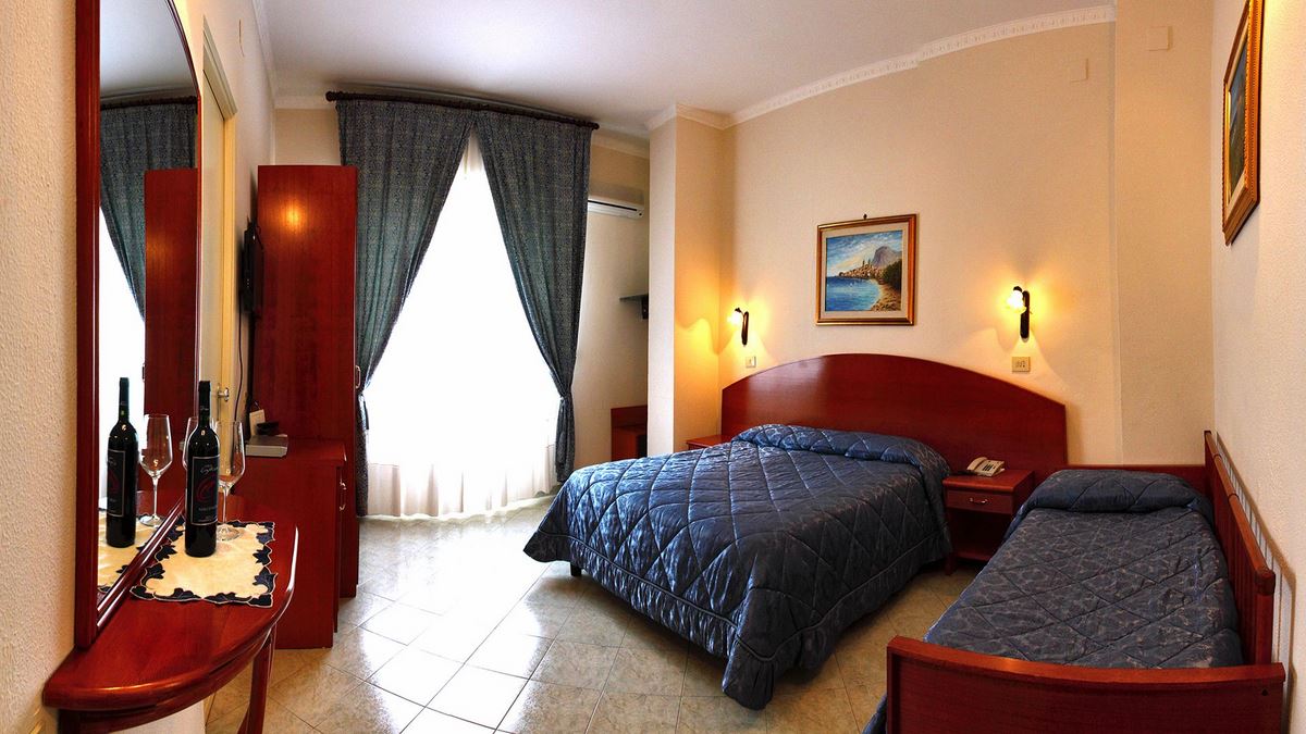 Hotel Mediterraneo Cefal Camere 